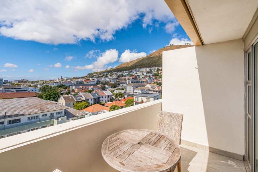2 Bedroom Property for Sale in Three Anchor Bay Western Cape
